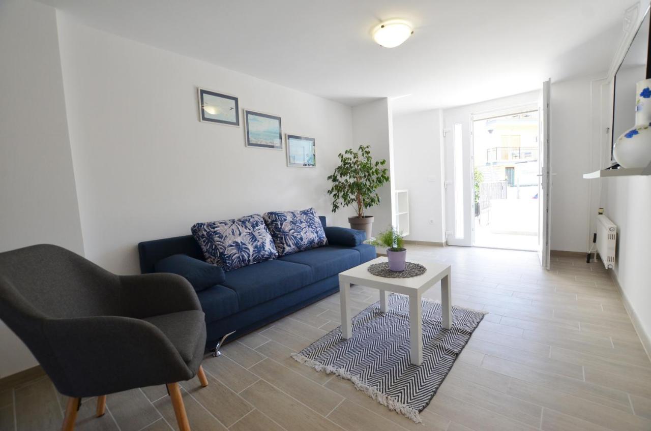 Katy Apartment Ρόβινι Εξωτερικό φωτογραφία