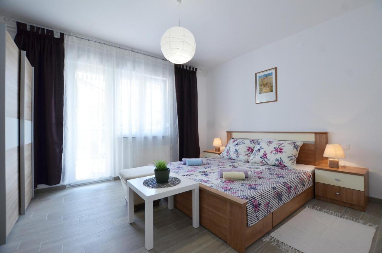 Katy Apartment Ρόβινι Εξωτερικό φωτογραφία