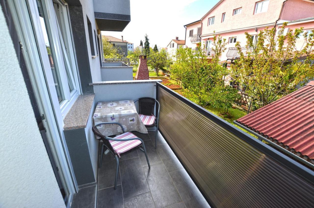 Katy Apartment Ρόβινι Εξωτερικό φωτογραφία