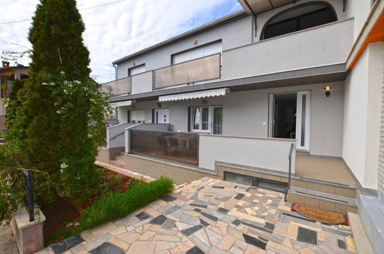 Katy Apartment Ρόβινι Εξωτερικό φωτογραφία