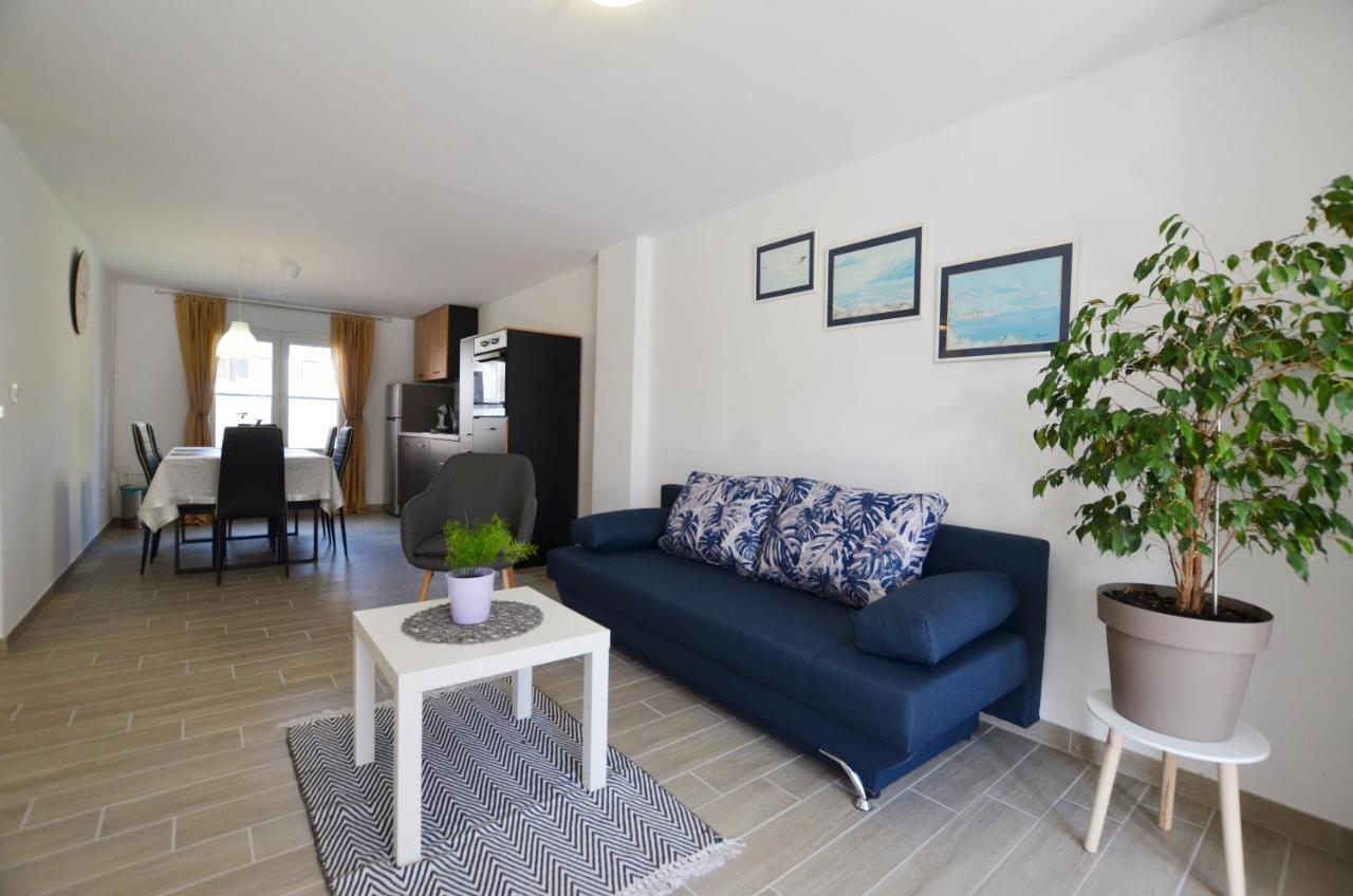 Katy Apartment Ρόβινι Εξωτερικό φωτογραφία