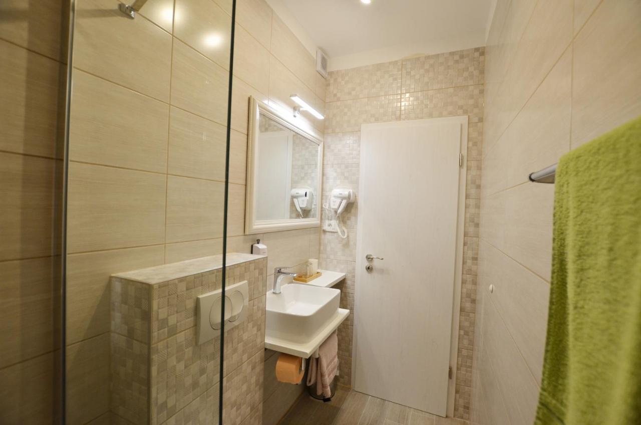 Katy Apartment Ρόβινι Εξωτερικό φωτογραφία