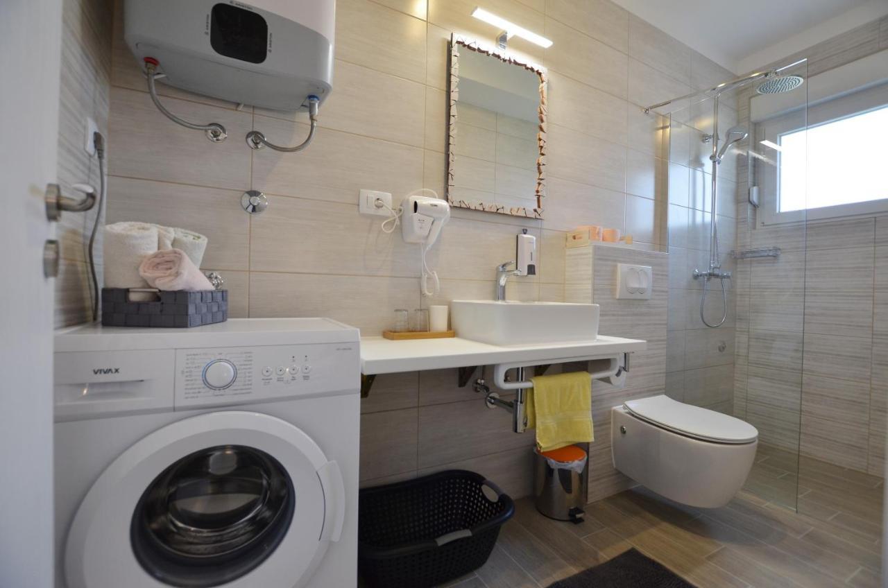 Katy Apartment Ρόβινι Εξωτερικό φωτογραφία